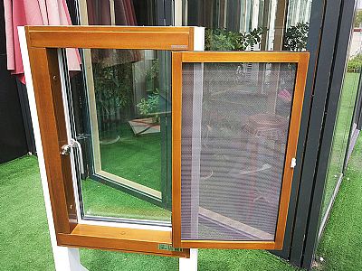 磁性防盜窗紗的拆卸過程